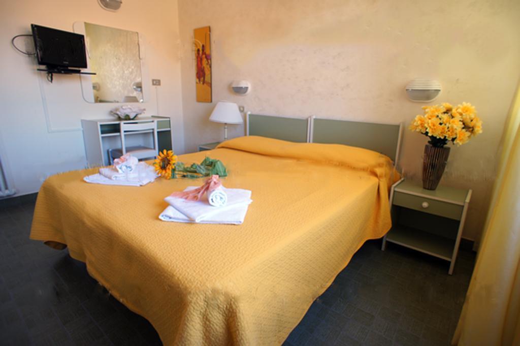 Hotel Brenta Viserbella di Rimini Dış mekan fotoğraf