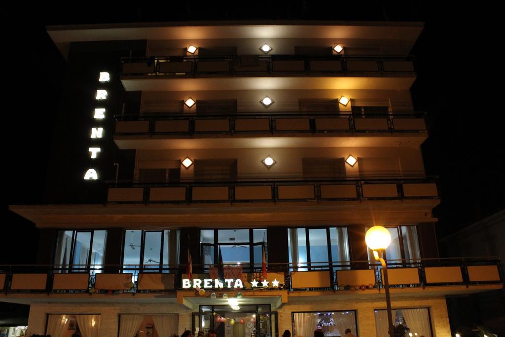 Hotel Brenta Viserbella di Rimini Dış mekan fotoğraf