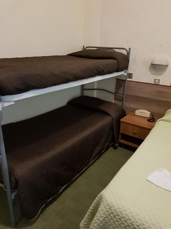 Hotel Brenta Viserbella di Rimini Dış mekan fotoğraf