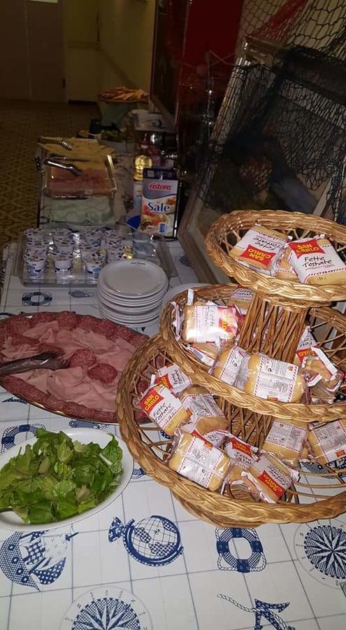 Hotel Brenta Viserbella di Rimini Dış mekan fotoğraf
