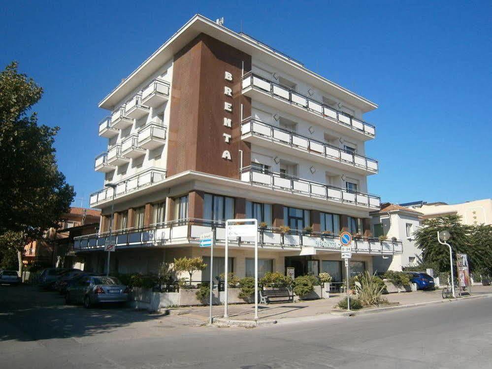 Hotel Brenta Viserbella di Rimini Dış mekan fotoğraf
